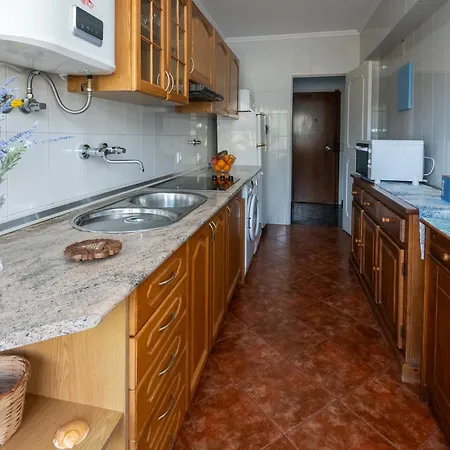 Apartment Stunning Blue House, Caparica *