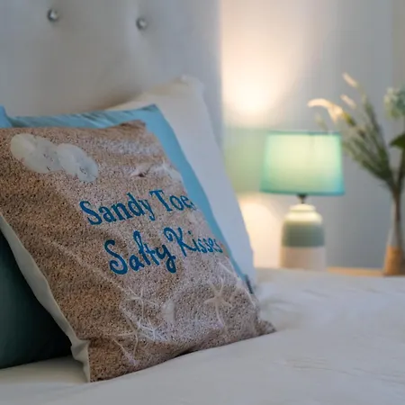 Stunning Blue House, Caparica Costa da Caparica