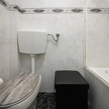 Stunning Blue House, Caparica *