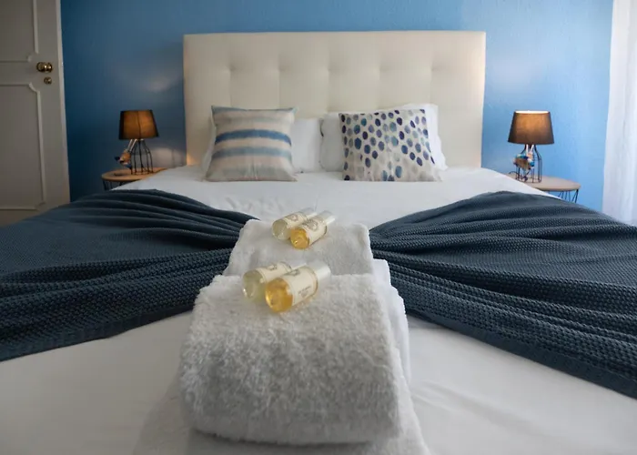 Apartament Stunning Blue House, Caparica